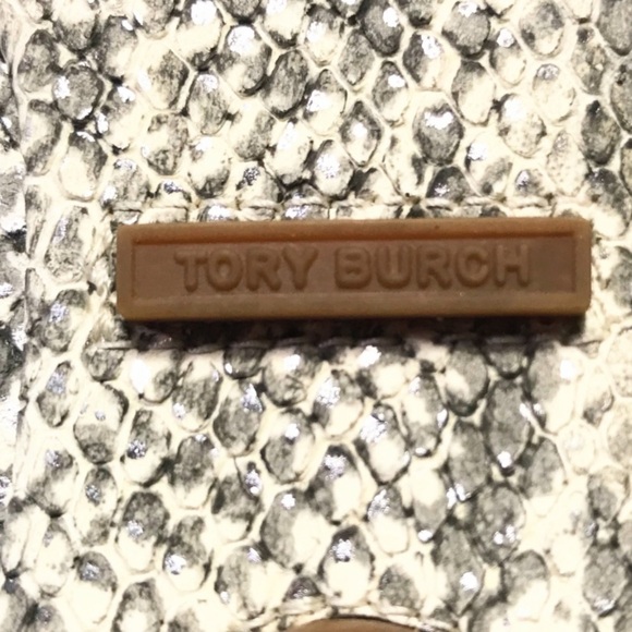 Tory Burch Roccia Travel Flats in Sparkling Snakeskin Size 7 - Picture 2 of 13